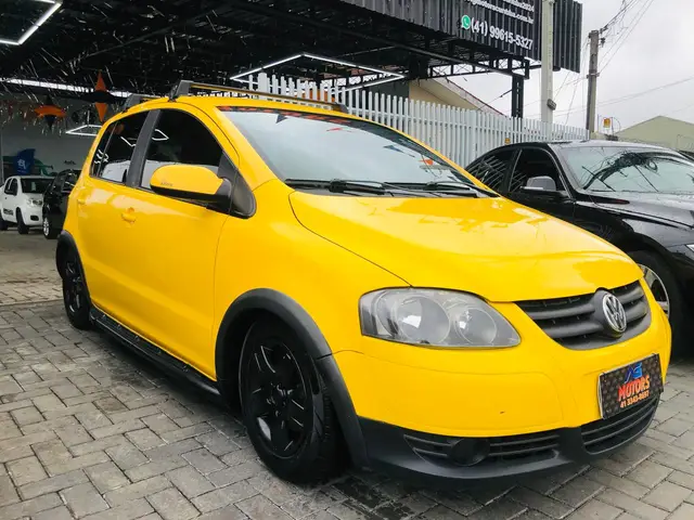 Carro Volkswagen Fox 2010 SUNRISE 1.0 Mi Total Flex 8V