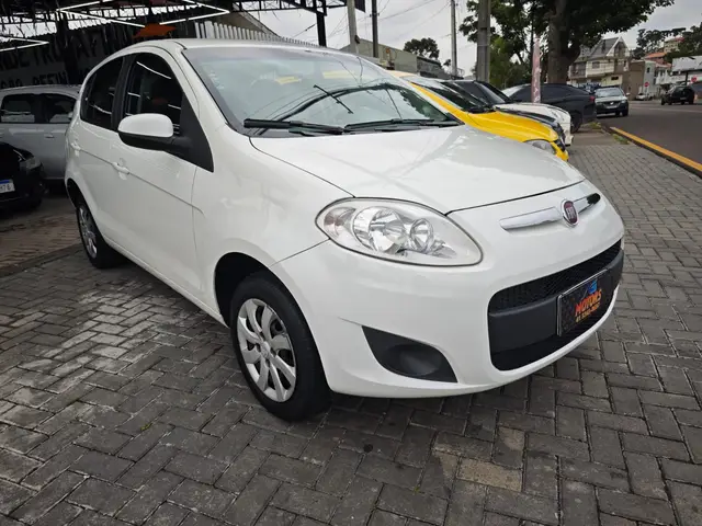 Carro Fiat Palio 2015 Attractive 1.0 Evo (Flex)