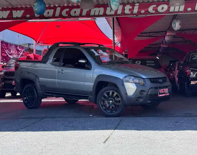 Carro Fiat Strada 2014 Adventure 1.8 16V (Flex) (Cabine Estendida)