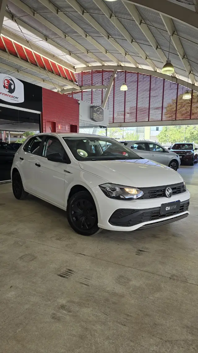 Carro Volkswagen Polo 2025 Track 1.0 Flex 12V 5p