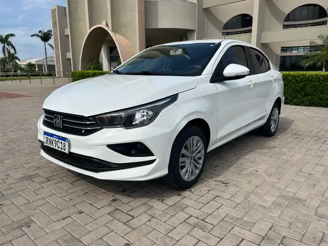 Carro Fiat Cronos 2024 Drive 1.0