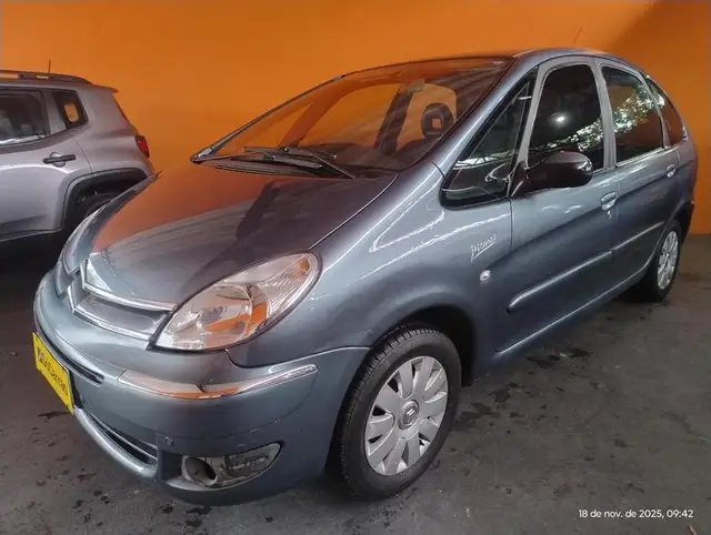 Carro Citroën Xsara Picasso 2010 GLX 1.6 16V (flex)