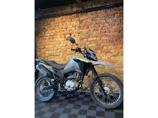 Moto Honda NXR 160 2025 Bros CBS