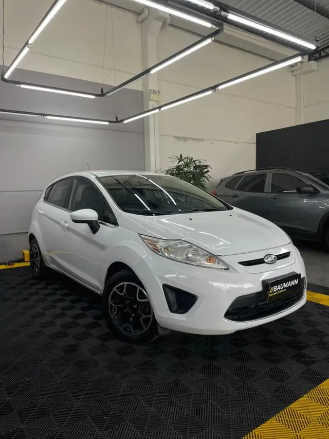 Carro Ford New Fiesta Hatch 2012 SE 1.6 16V (Flex)