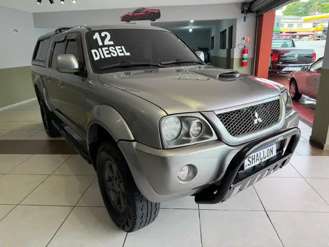 Carro Mitsubishi L200 Triton Outdoor 2012 HPE 2.5 4X4