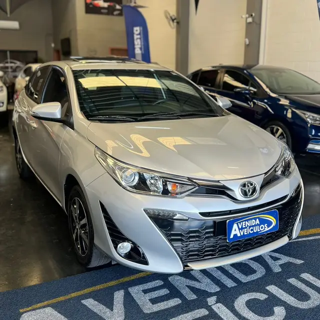 Carro Toyota Yaris 2020 1.5 XLS Connect CVT (Flex)