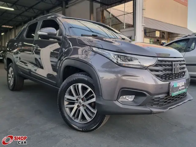 Carro Fiat Strada 2023 Volcano 1.3 8V CD AT