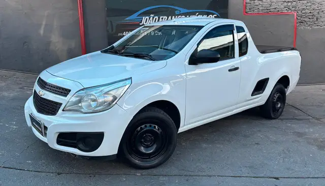 Carro Chevrolet Montana 2017 LS 1.4 (Flex)