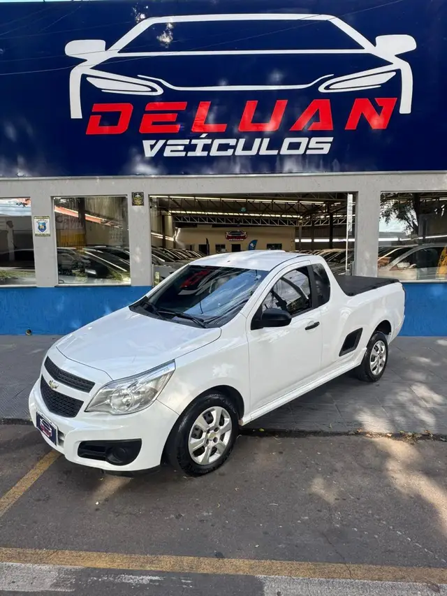 Carro Chevrolet Montana 2018 LS 1.4 (Flex)