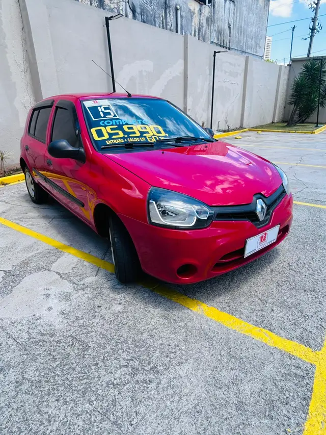 Carro Renault Clio 2015 Hatch. RN 1.0 16V