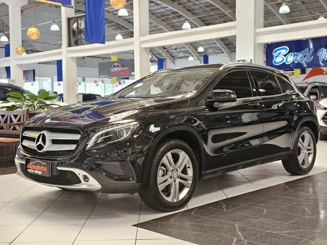 Carro Mercedes-Benz GLA 250  2016 GLA 250 Enduro