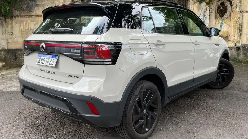 Volkswagen T-Cross Highline ganha R$ 22 mil de bônus