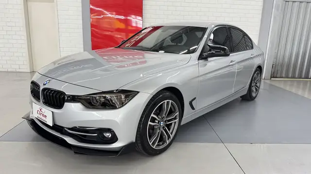 Carro BMW 320i 2017 320i Sport ActiveFlex