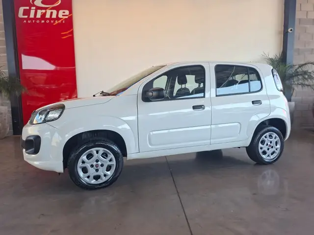 Carro Fiat Uno 2021 Attractive 1.0