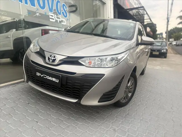 Carro Toyota Yaris Sedan 2020 1.5 XL Plus Connect CVT (Flex)