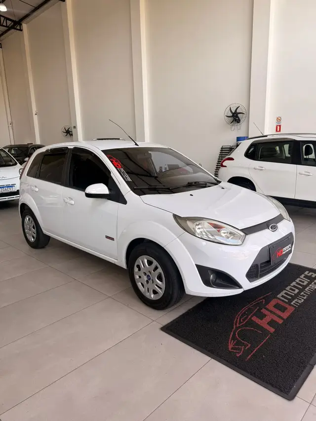 Carro Ford Fiesta Hatch 2012 1.6 (Flex)