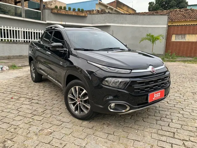 Carro Fiat Toro 2019 Volcano 2.0 diesel AT9 4x4