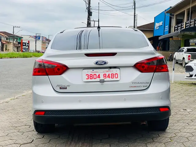 Carro Ford Focus Hatch 2015 Titanium Plus 2.0 16V PowerShift