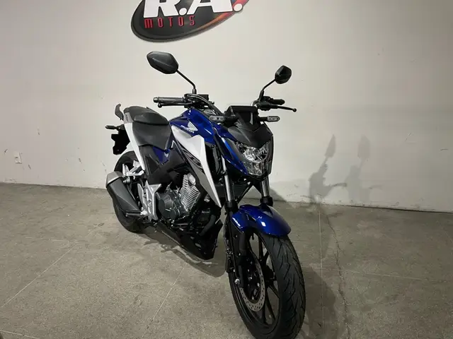 Moto Honda CB 300F Twister 2026 ABS