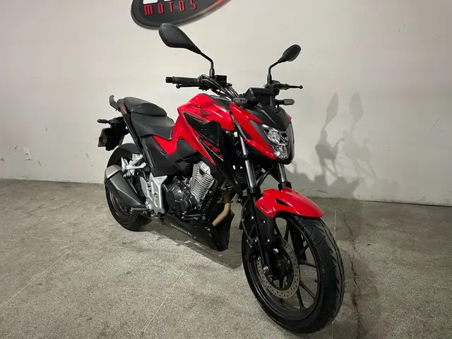 Moto Honda CB 300F Twister 2024 Standard