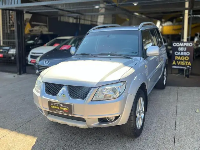 Carro Mitsubishi Pajero TR4 2012 2.0 16V 4x2 (Flex)