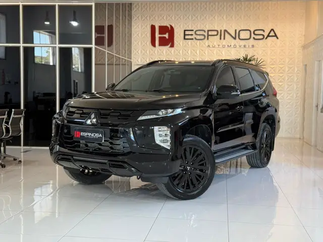 Carro Mitsubishi Pajero Sport 2025 Legend Black 2.4