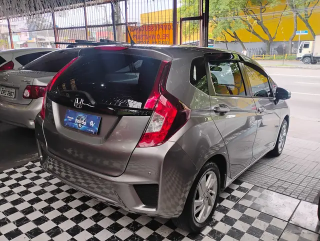 Carro Honda Fit 2016 1.5 16v LX CVT (Flex)