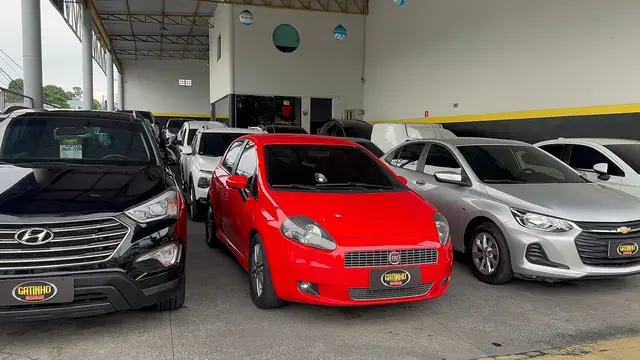 Carro Fiat Punto 2011 Sporting 1.8 16V (Flex)