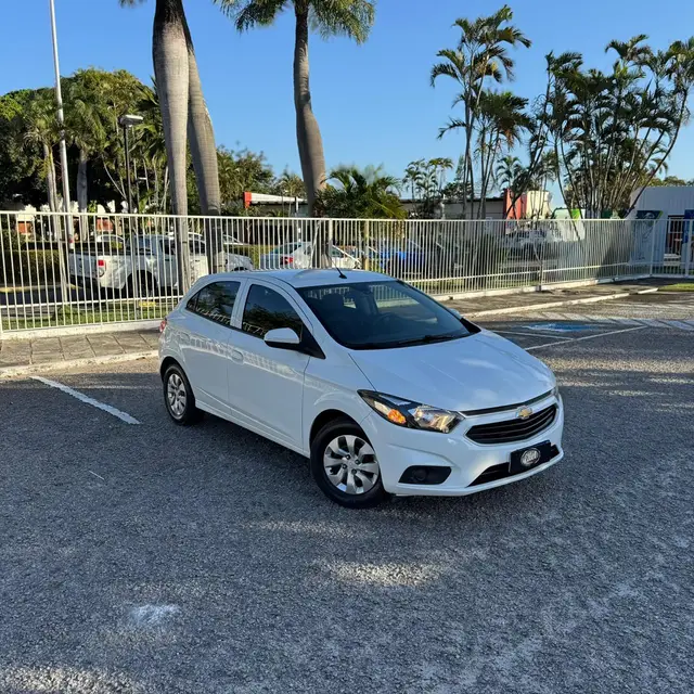 Carro Chevrolet Onix 2019 1.0 LT SPE/4