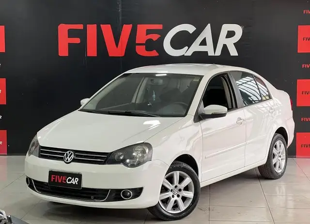 Carro Volkswagen Polo Sedan 2013 Comfortline 1.6 8V (Flex)