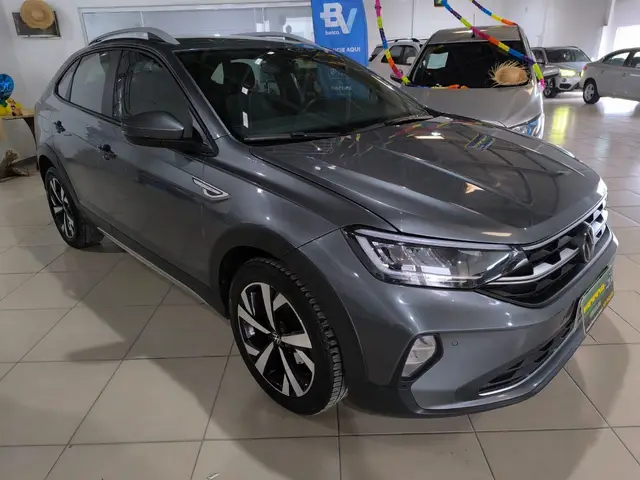 Carro Volkswagen Nivus 2024 Highline 200 TSI