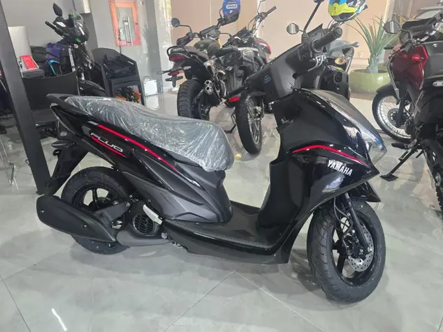 Moto Yamaha Fluo 2026 Hybrid Connected