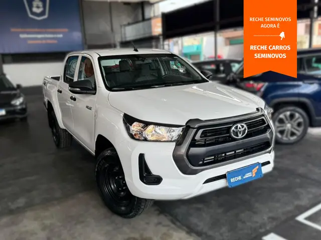 Carro Toyota Hilux Cabine Dupla 2024 STD Power Pack 4x4 2.8 Diesel