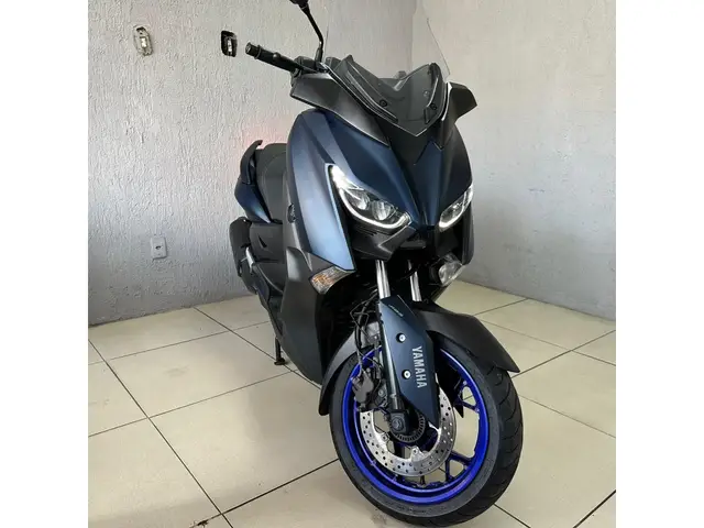 Moto Yamaha XMax 2023 ABS