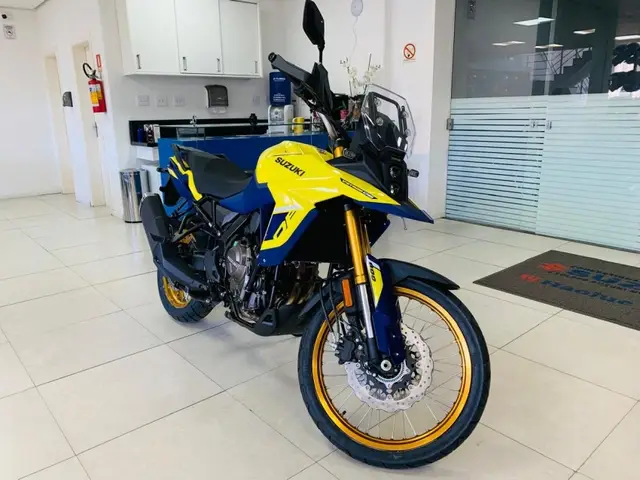 Moto Suzuki V-Strom 2025 800DE