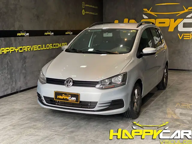 Carro Volkswagen SpaceFox 2018 1.6 MSI Trendline (Flex)