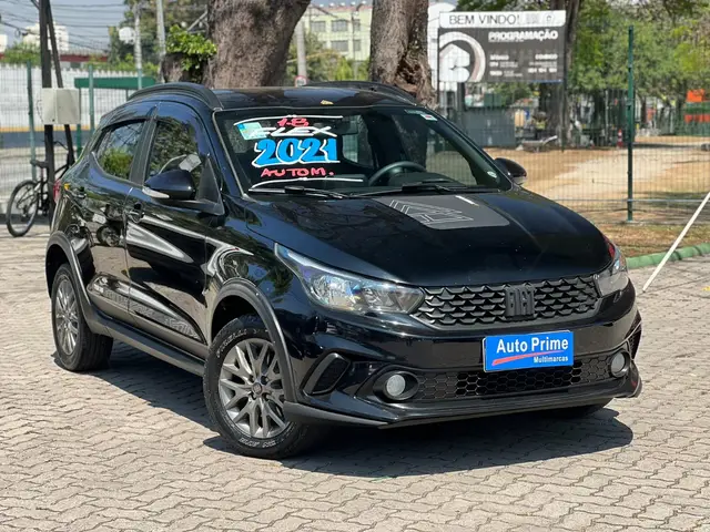 Carro Fiat Argo 2021 Trekking 1.8 (Aut) (Flex)