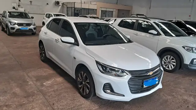 Carro Chevrolet Onix 2023 Premier 1.0 Turbo (Aut.)