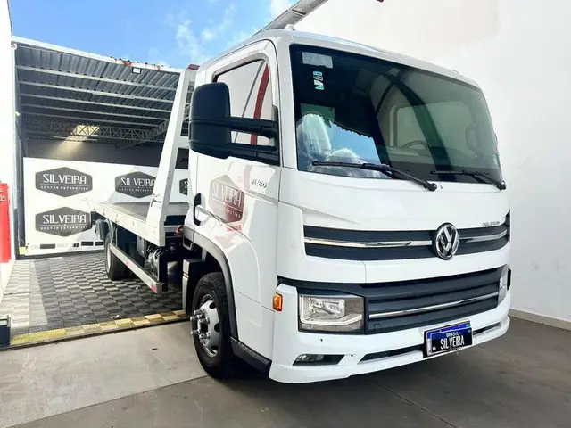 Caminhão Volkswagen 6.160 2023 Delivery 4x2