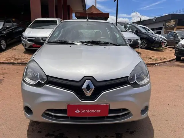Carro Renault Clio 2015 1.0 Hi-Power 16V