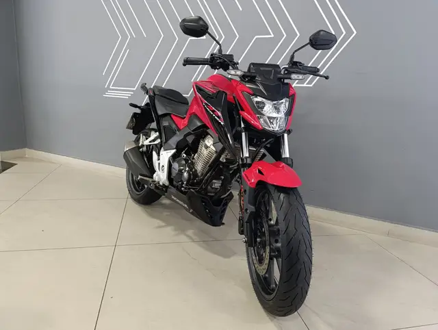 Moto Honda CB 300F Twister 2024 Standard