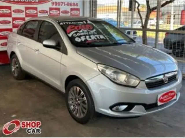 Carro Fiat Grand Siena 2015 Evo Attractive 1.4 8V (Flex)