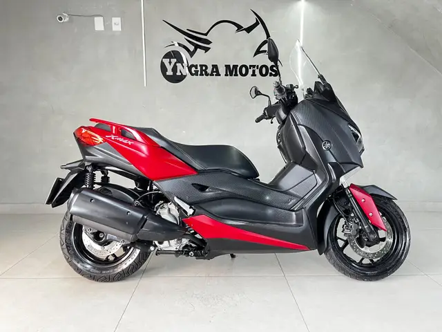 Moto Yamaha XMax 2021 250 (ABS)