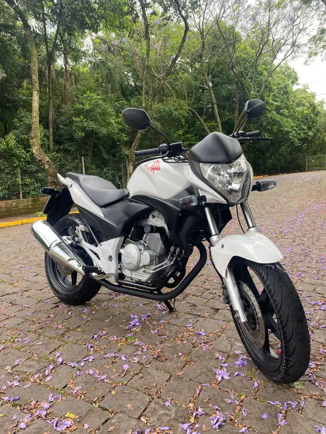Moto Honda CB 300R 2012 Edição Especial