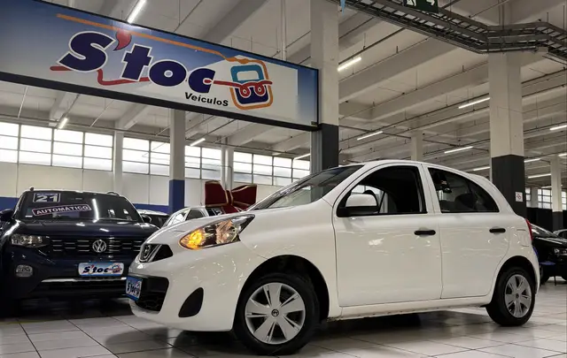 Carro Nissan March 2017 1.0 12V S (Flex)