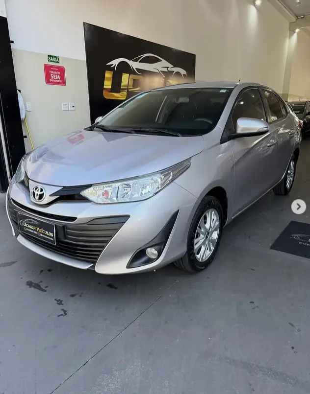 Carro Toyota Yaris Sedan 2019 1.5 XL (Flex)