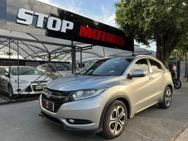 Carro Chevrolet Kadett 2018 Hatch GL 1.8 EFi
