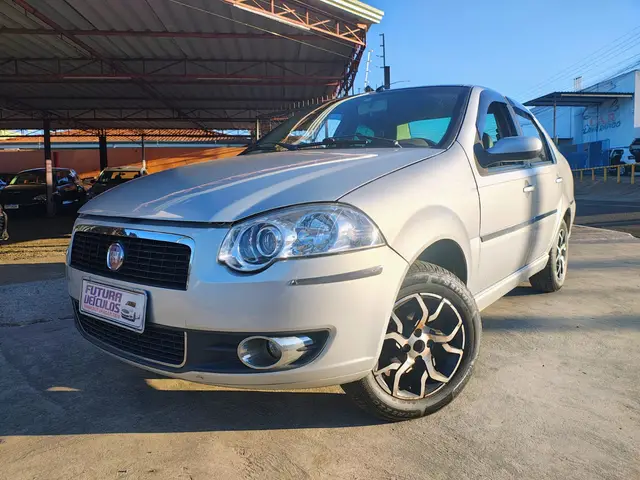 Carro Fiat Siena 2010 ELX 1.4 8V (Flex)