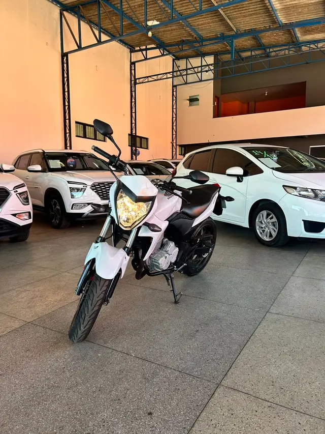 Moto Honda CB 300R 2014 (ABS)