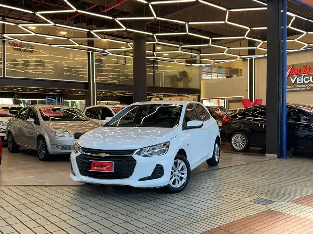 Carro Chevrolet Onix 2023 LT 1.0